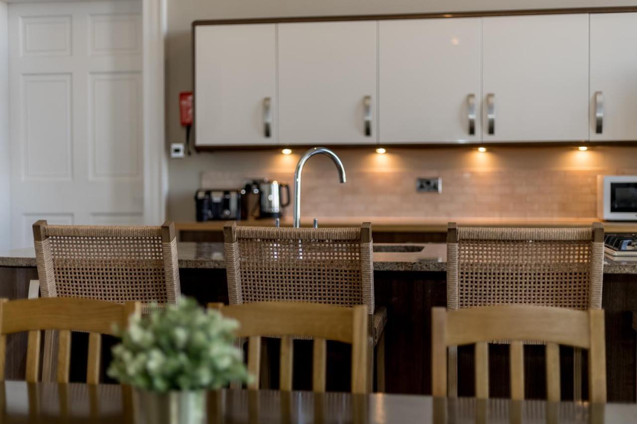 York Place Apartments By Destination เอดินบะระ ภายนอก รูปภาพ